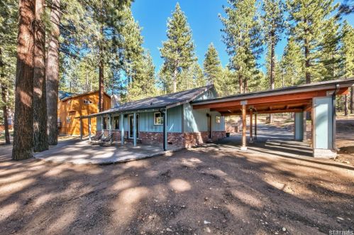 2475 Wagon Train Trl, South Lake Tahoe CA  96150-6838 exterior
