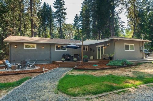 14229 Star Dr, Grass Valley, CA 95945-8496