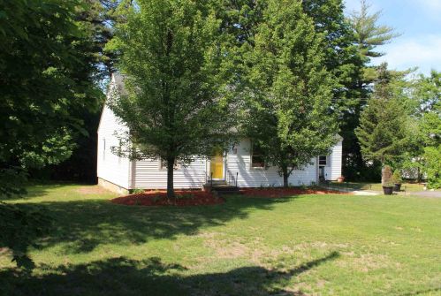 133 1st Nh Tpke, Northwood, NH 03261-3503