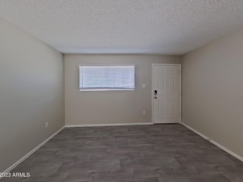 12019 29th Ave, Phoenix AZ  85029-3305 exterior