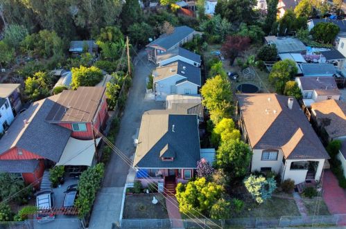 2543 Humboldt Ave, Oakland CA 94601-3222 exterior