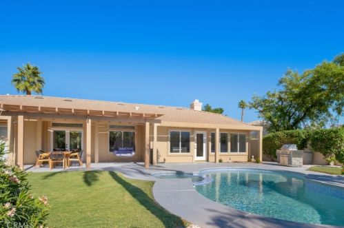 47965 Via Nice, La Quinta CA  92253-2158 exterior