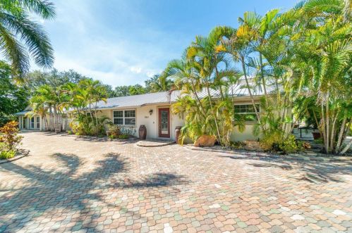 5861 Roebuck Rd, Jupiter, FL 33458-3489