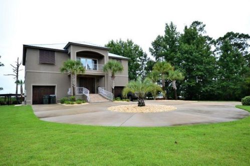 4321 Jelinek Dr, Milton FL  32583-3203 exterior