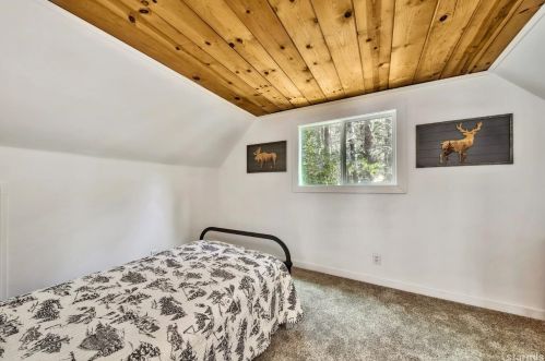 2161 Pinewood Dr, South Lake Tahoe CA  96150-5146 exterior