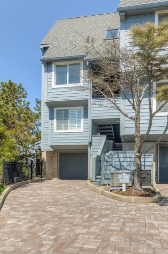 59 Harborhead Dr, Point Pleasant Beach NJ  08742-2681 exterior