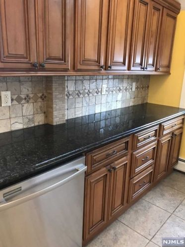 135 7th Ave, Paterson NJ  07506-1648 exterior