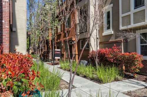 1307 Lee Pl, San Jose, CA 95131-4003