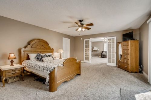 739 County Rd B, Saint Paul MN 55117-1804 exterior