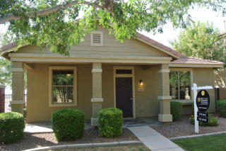 3666 Yeager Ct, Gilbert, AZ 85295-1611