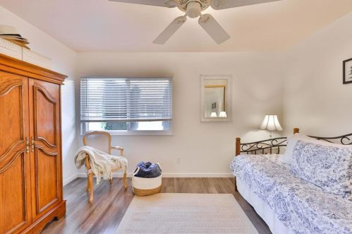 16670 Bernardo Oaks Dr, San Diego CA  92128-2837 exterior