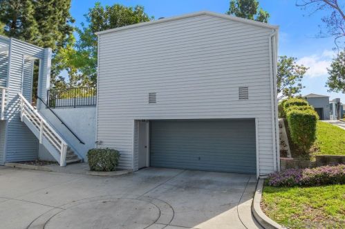 11040 Caminito Vista Pacifica, San Diego CA 92131-3301 exterior