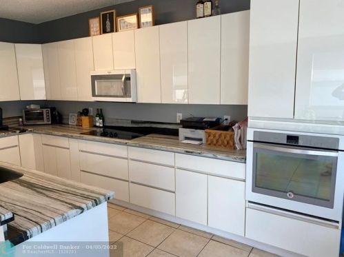 271 151 Ave, Hollywood FL exterior