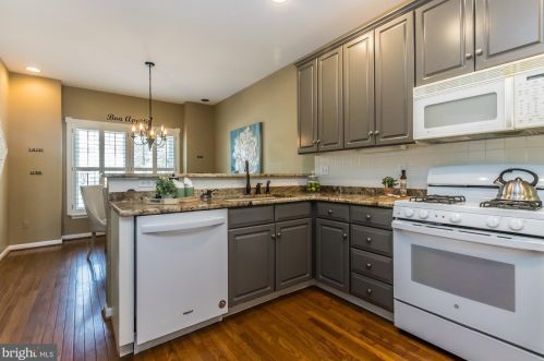 30 Chelsea Ct, Glen Mills PA  19342-1785 exterior