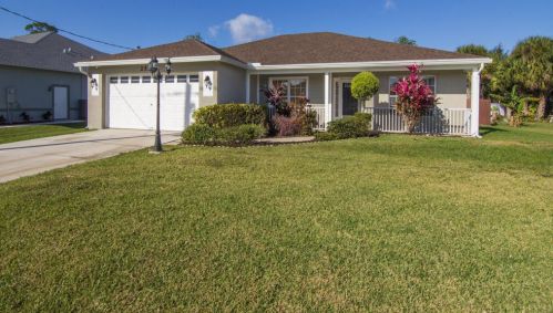 2516 Aberdeen St, Fort Pierce, FL 34953-2500