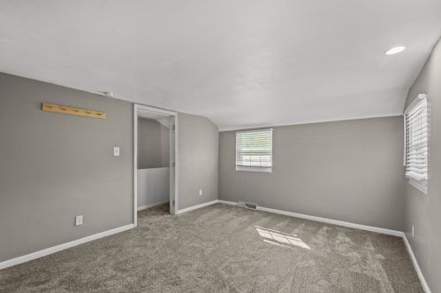 683 1st Ave, Bridgeville PA  15017-1341 exterior