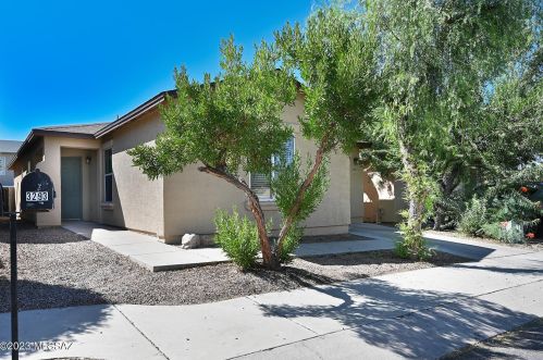 3293 Treece Pl, Tucson, AZ 85742-8235