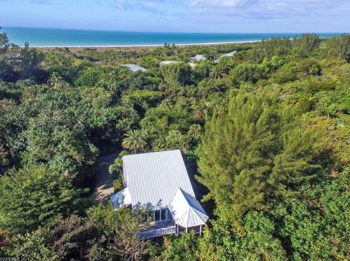 5076 Joewood Dr, Sanibel, FL 33957-7500