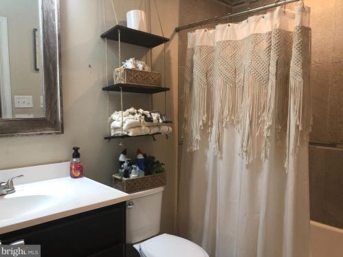 142 Laurel Ave, Laurel DE  19956-1226 exterior