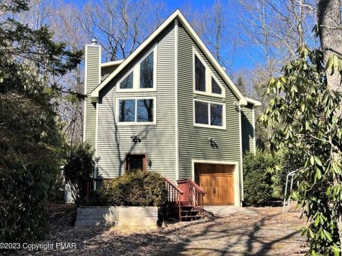 57 Delaware Dr, Jim Thorpe, PA 18229-3751