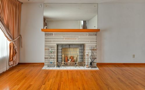 577 Grove Rd, Verona PA  15147-1656 exterior