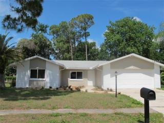 4140 Honolulu Dr, Sarasota, FL 34241-5601