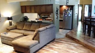 4082 Prairie Ln, Panarama Park IA  52722-2290 exterior