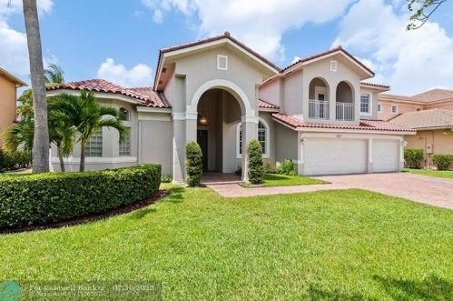 18699 24th St, Hollywood FL  33029-5933 exterior