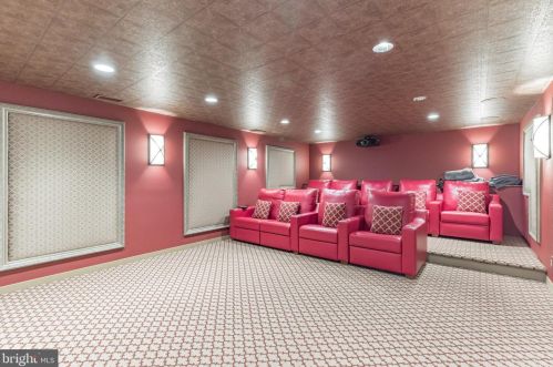 125 Commissioners Pike, Pilesgrove NJ 08098-2033 exterior