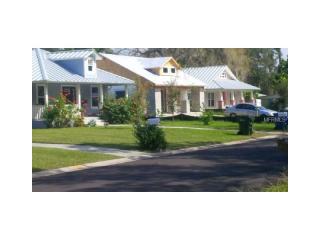 427 4th Ave, Largo, FL 33770-1548