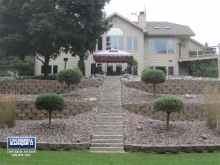 1175 County Road H, Manitowoc, WI 54220-9485