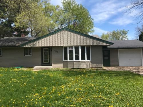 150 Pine St, Iola, WI 54945-9404