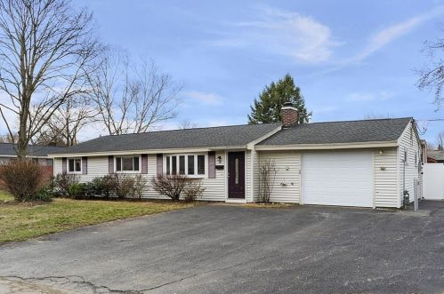 12 Loring Ave, Maynard, MA 01754-1130