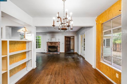 329 Glorietta Blvd, Orinda CA  94563-3242 exterior