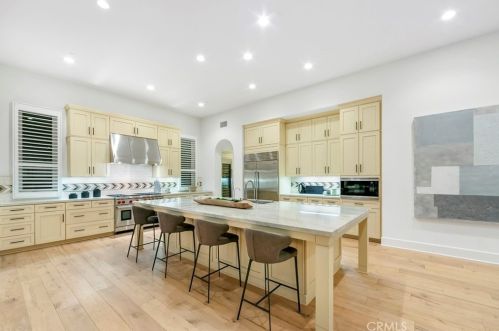 31 Seawatch, Newport Beach CA  92657-1650 exterior