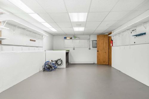 30 Caleb Dr, Danville NH  03819-3016 exterior