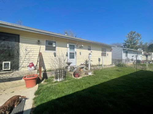25 Stewart Ave, London, OH 43140-1574
