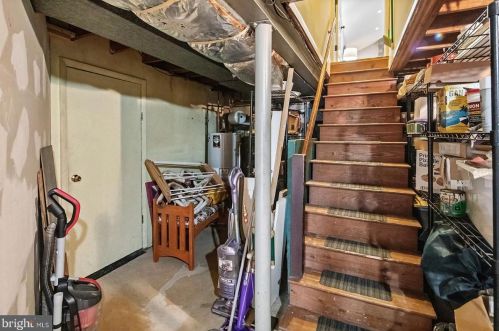 105 Ivy Ln, Glen Mills PA  19342-1319 exterior