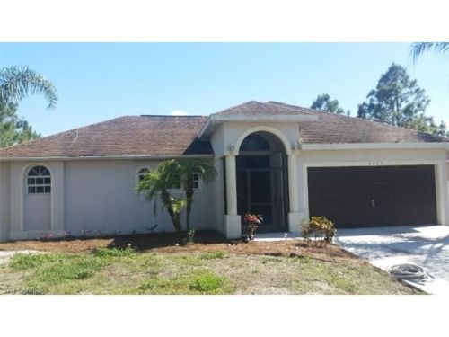 4420 27th Ave, Naples, FL 34120-8945