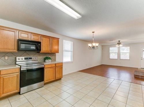 2617 Tuscan View Dr, Fort Worth TX  76131-5125 exterior