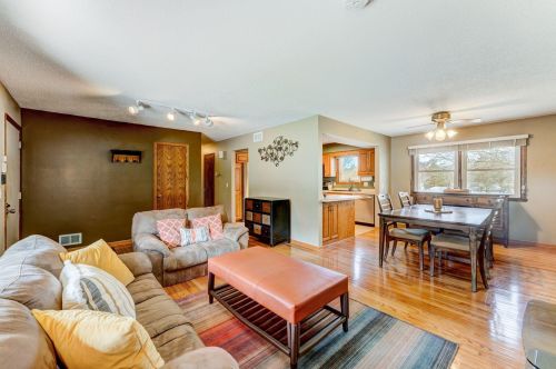 4276 Carlson Lake Ln, Saint Paul, MN 55123-1720