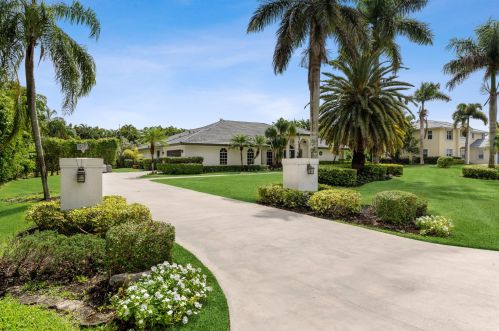 8330 Sawpine Rd, Delray Beach, FL 33446-9795