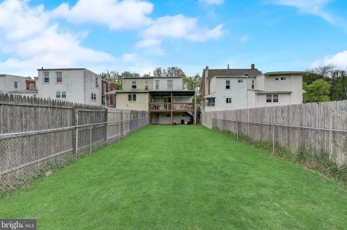 132 Viaduct Ave, Downingtown PA  19335-2847 exterior