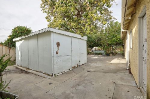 9537 Rose St, Bellflower CA  90706-6530 exterior
