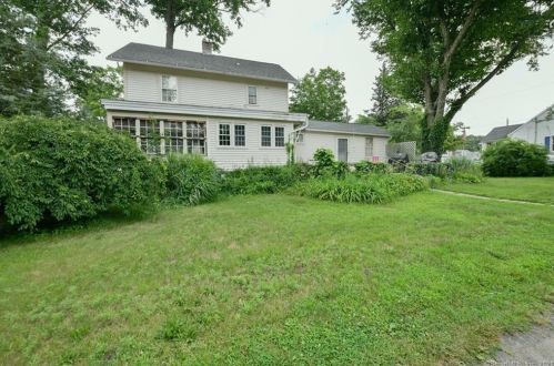 126 Fair St, Bristol, CT 06010-5532