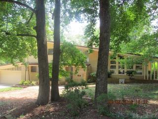 310 Odell Dr, Kannapolis, NC 28083-6131