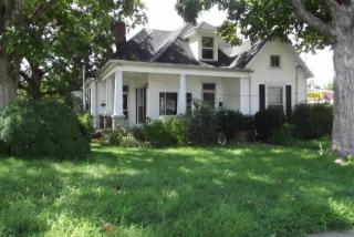 509 College St, Franklin, KY 42134-1831