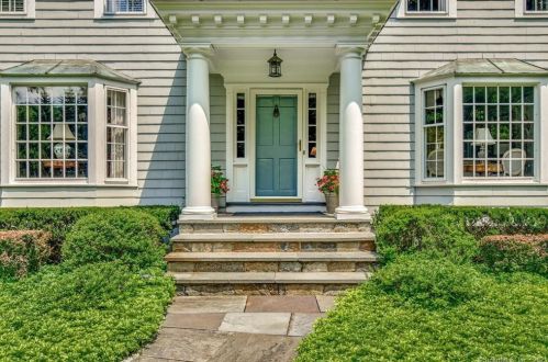 7 Wahackme Ln, New Canaan, CT 06840-3928