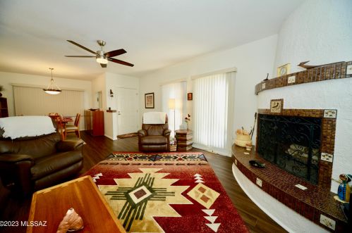 297 Calle Herboso, Green Valley AZ  85614-4114 exterior