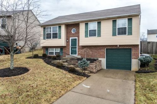 505 Rifle Ln, Covington, KY 41018-2699